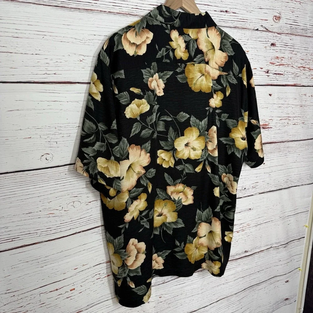 VTG Tommy Bahama Mens  Hawaiian 100% Silk Shirt Size M Floral Tropical Button - Picture 10 of 13
